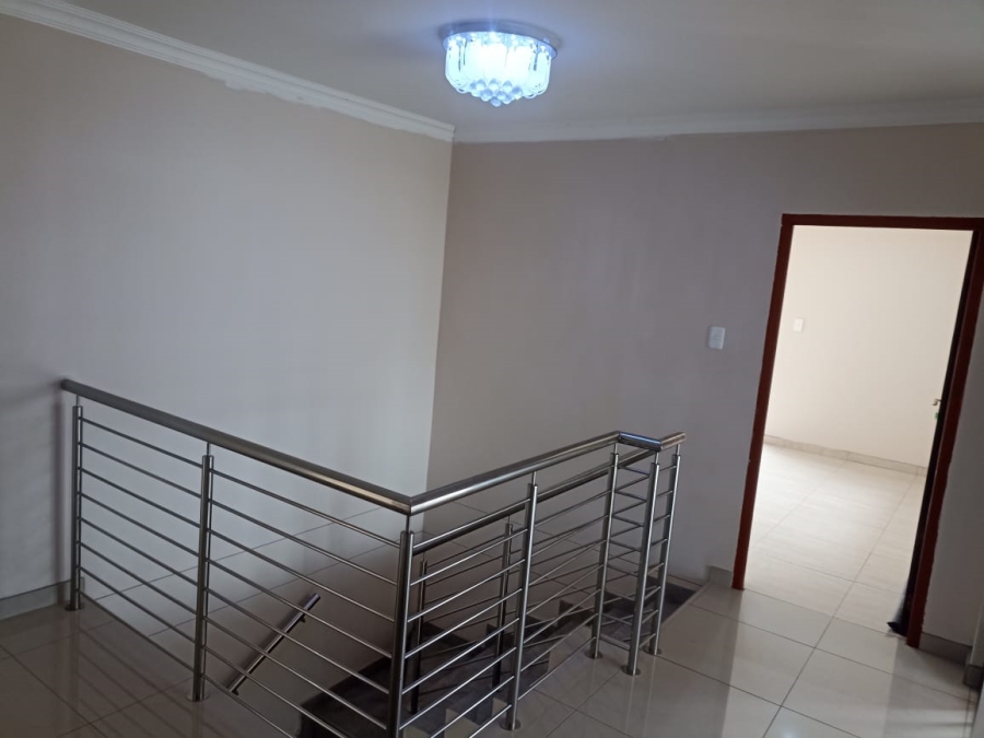 8 Bedroom Property for Sale in De Bakke Western Cape